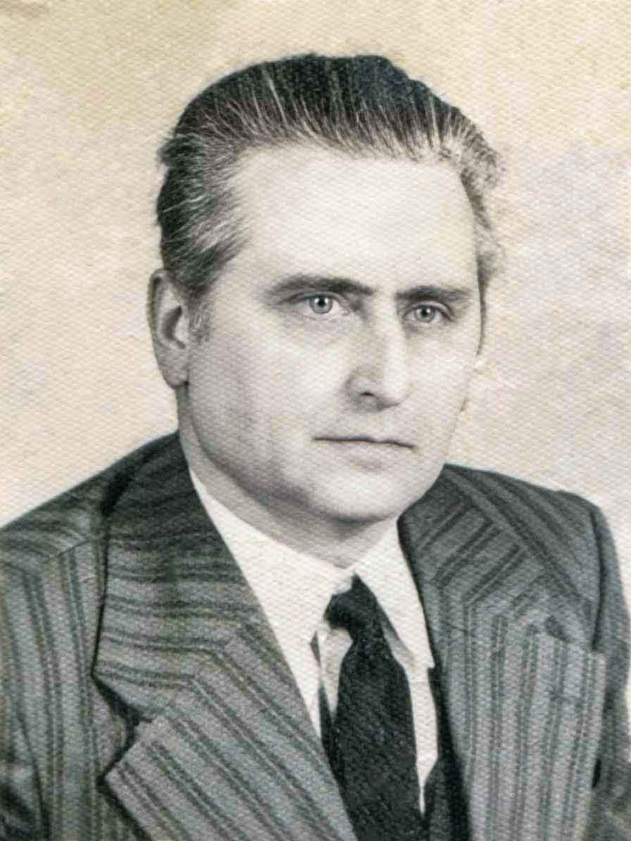 Original - Man holding beer